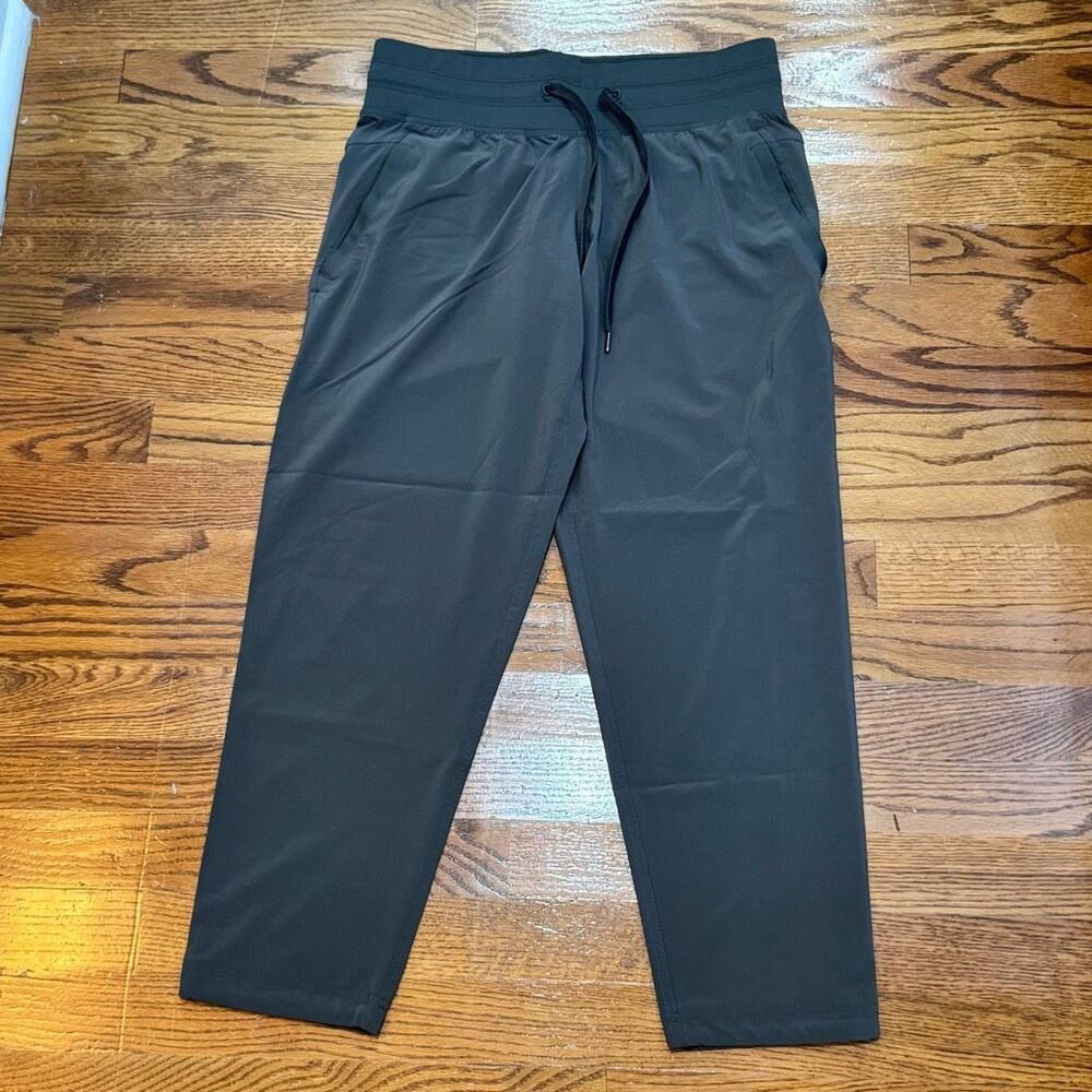 Free Fly Women’s Breeze Crop Pants. Dark Teal. Large.